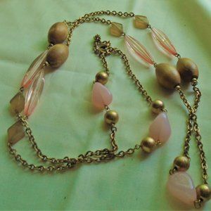 Pink swing necklace